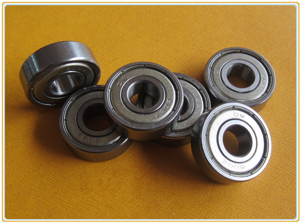 Deep trench ball rolling micro-bearings 608ZZ Dimensions: 8 * 22 * 7mm Wheel slides Skate Drift Skateboard