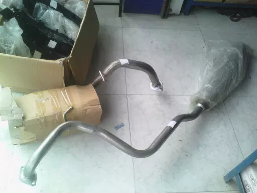 金杯 Zhishang S30S35 Yingzhi G3 muffler tail section exhaust pipe front section middle catalytic converter silencer drum chimney