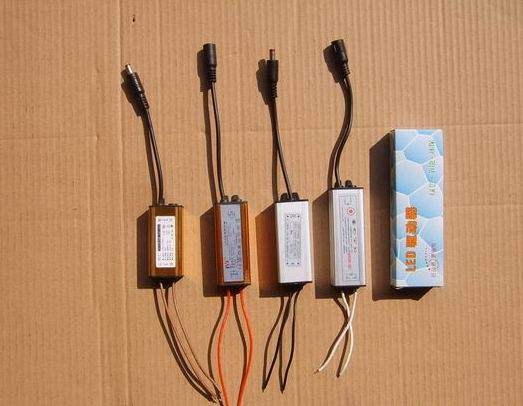 Integrated ceiling lighting lamps LED driving power led stabilizer Lamp transformer Baths LED light drive