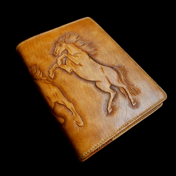 Hand-made leather gift women's bag notebook wallet leather carving men's running horse A5 notebook cover