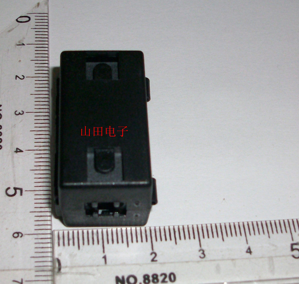 磁环 滤波抗干扰 长度33mm  内径6.5mm 宽19mm 高20mm