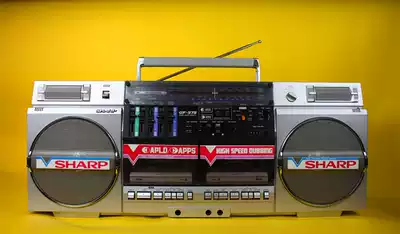 Color 95 Chengxin Sharp Sharp GF-575 dual-card recorder imported from Japan with all good functions