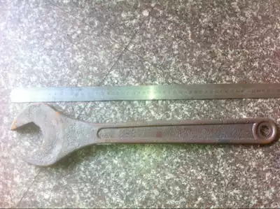 Printing bearing movable wrench large wrench