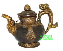 Authentic Tibetan household piece of ancient copper butter teapot high about 26 cm fine workmanship is worth collecting