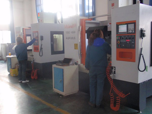 Recruit CNC Operating Apprenticeship Institute until CNC Machining