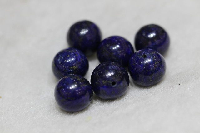 Tibetan Buddhist bead accessories old material lapis lazuli round beads with a diameter of 1 2cm