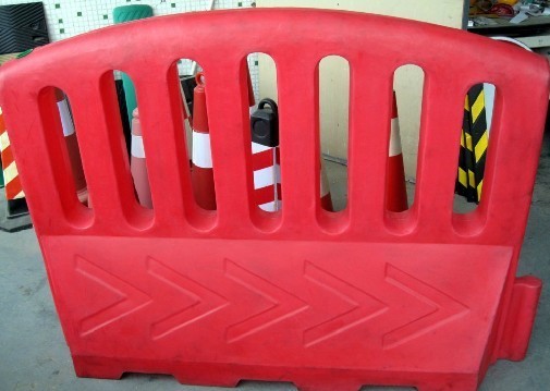 Blow-molded large fence water horse Anti-collision bucket Anti-collision facilities Isolation fence Isolation fence Large water horse