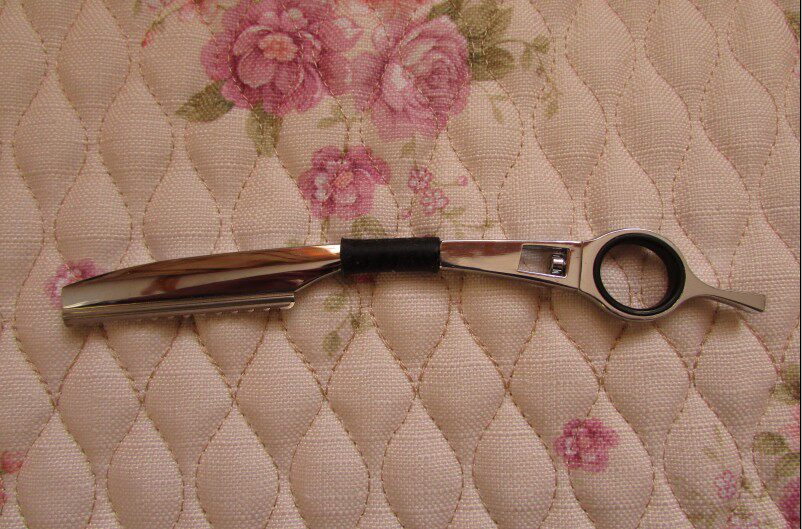 New Products Promotion Silver Rotating Shank Sharpened Hair Knife Professional Beauty Hair Scraper Sharpened Hair Cutter Boutique Boutique