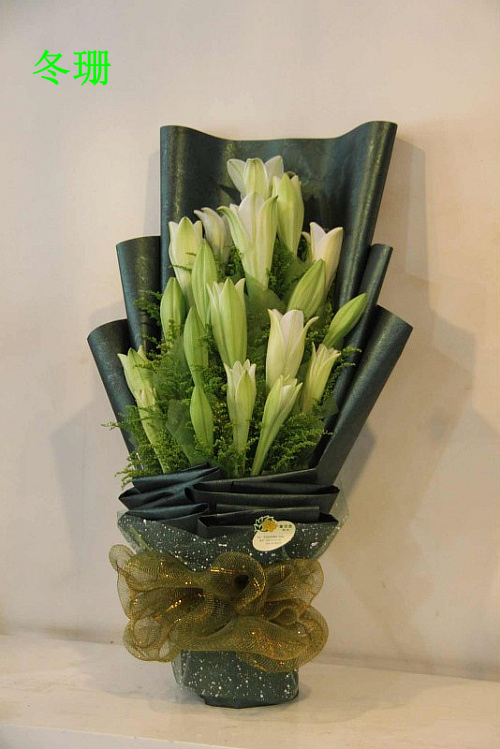 武汉武昌义马香水百合花束汉阳同城鲜花速递朋友同事领导长辈礼物
