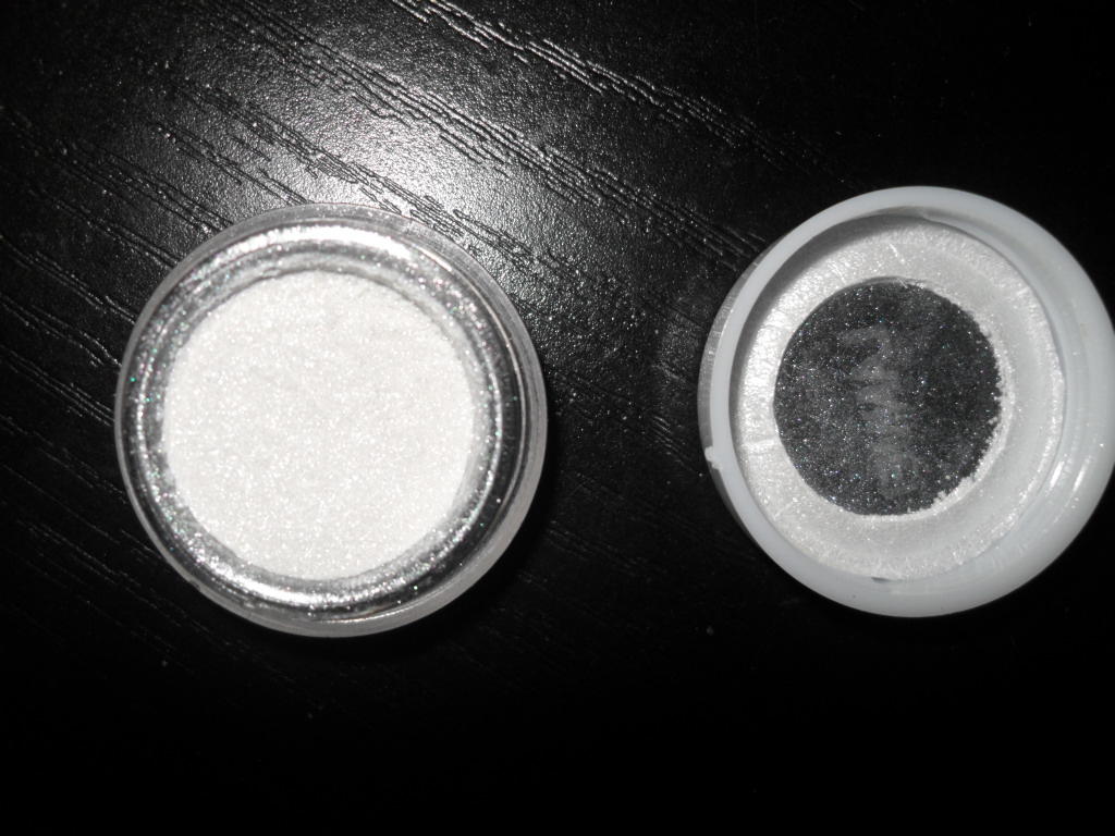 Brightening powder Practical white small brightening powder Eyebrow bone Corner of the eye brightening powder