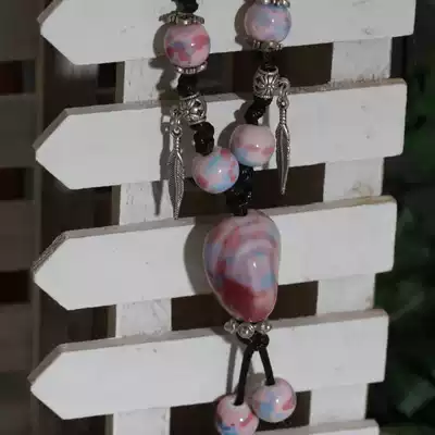 High-end sweater pendant Fashion brown high-end sweater clothes pendant Decorative necklace Brown pendant