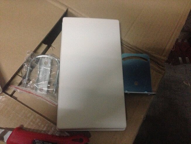 MIMO Antenna 2 4G 11dbi High Gain WIFI Directional Antenna Dual Polarized WLAN Antenna