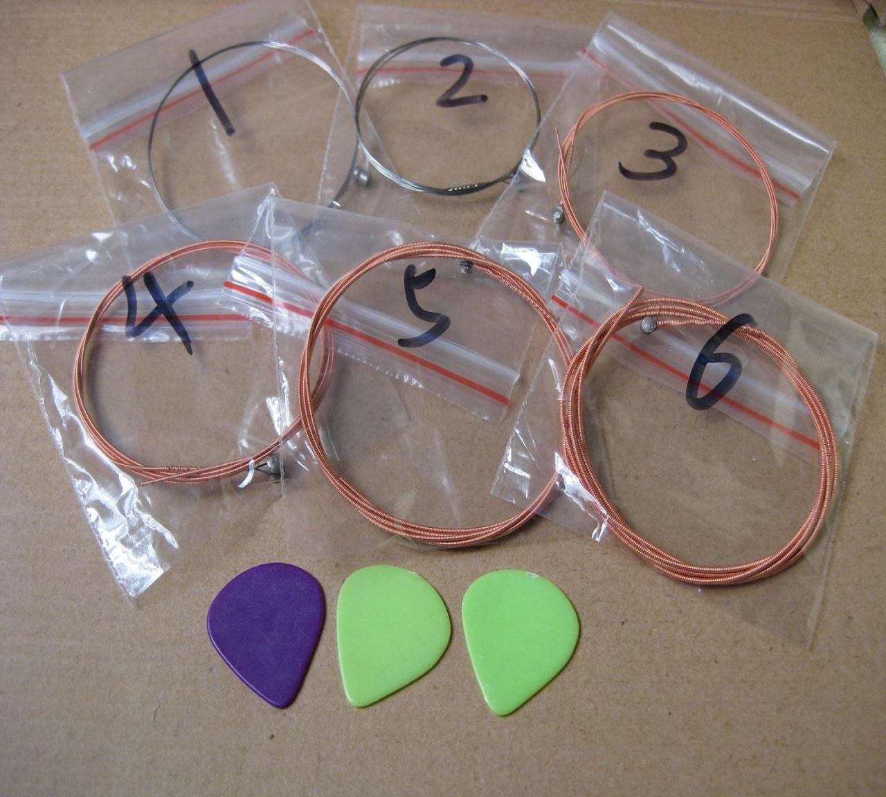 Multi-province guitar strings folk guitar strings guitar strings wooden guitar strings bulk phosphor bronze to send guitar picks
