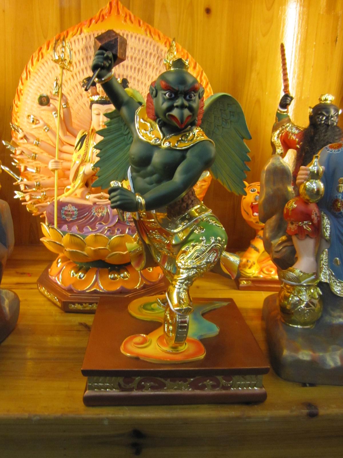 Lei Zhenzi God Statue Lei Gong Wood Carving Extreme Color Paste Gold Wood Carving Buddha Statue Buddha Statue Buddha Instrument Customized 30CM