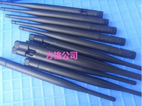 4G LTE GSM GPRS multi-frequency omni-directional external plastic rod whip antenna foldable SMA inner hole