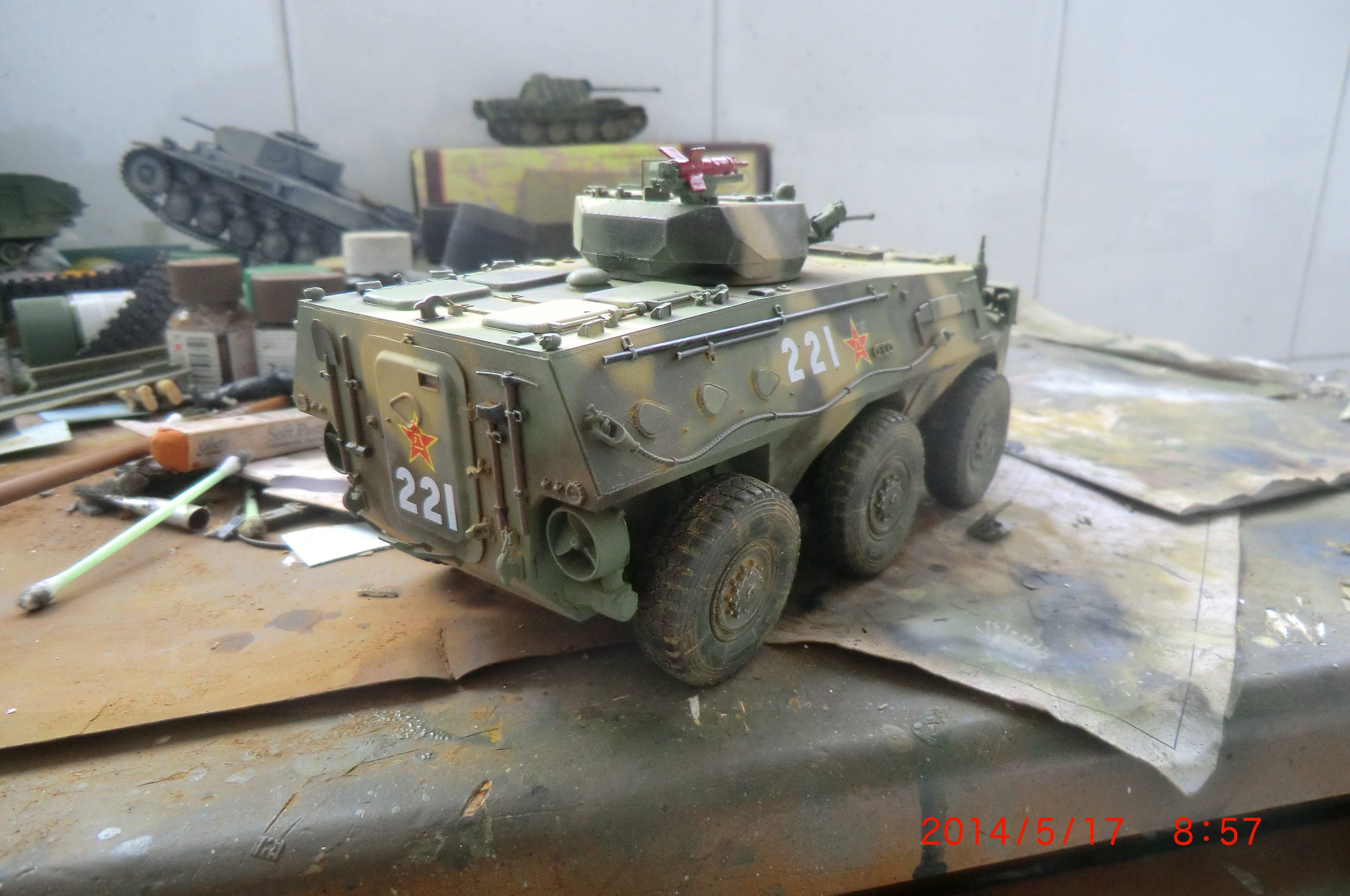 Small number of hands 82456 China ZSL-92B wheeled infantry chariot substitute