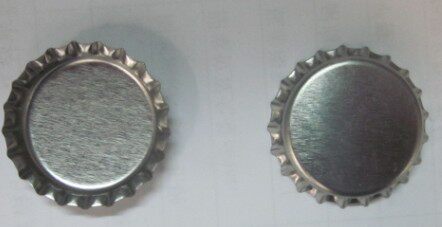 Beer bottle lid crown bottle cap set to make a workmanship gift swing decoration DIY