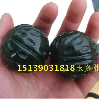 Natural Hetian Jade walnut hand piece hand piece piece piece Hetian walnut play piece piece town house auspicious peace spinach