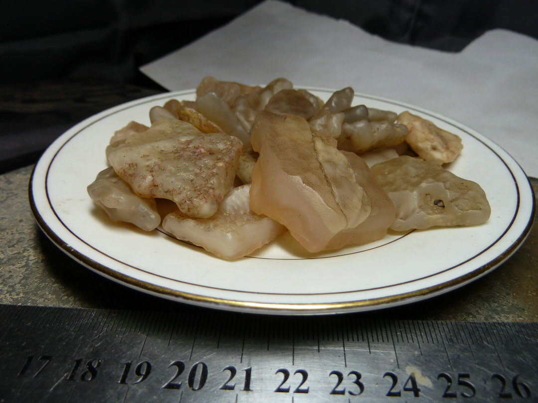 10406 ​​Xinjiang Hami surface agate slices, stone feast, stone feast, potato chips