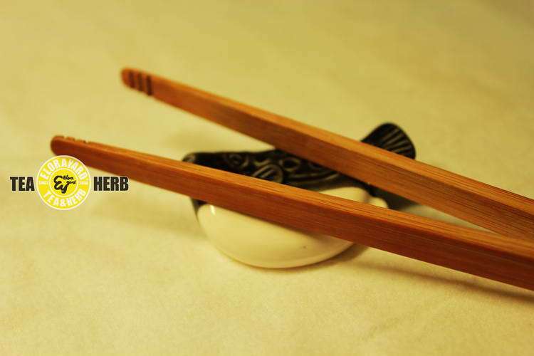 (White bamboo tea clip) Handmade tea ceremony supplies