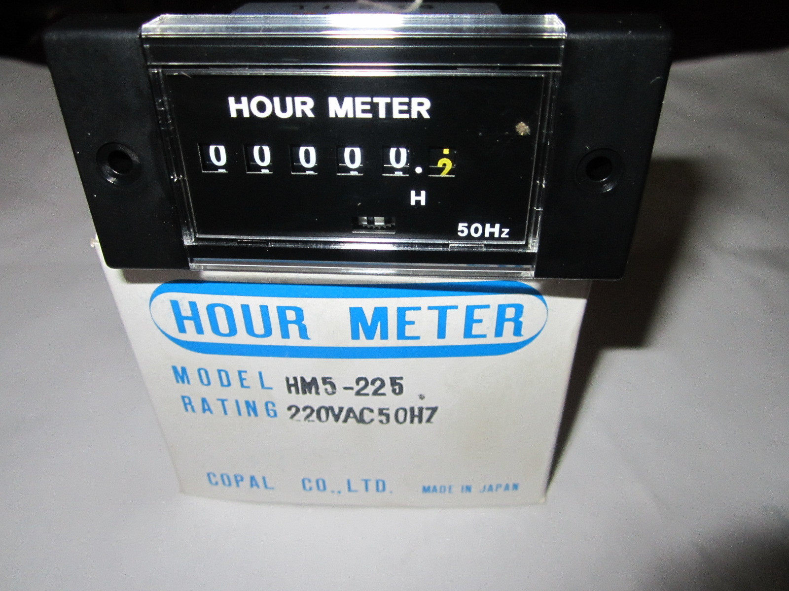 New original loaded import HM5-225 cumulative time table electronic components HM5-226