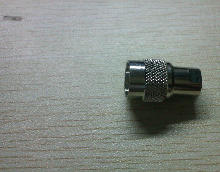 TNCJ to FMEJ TNC ​​male to FME male all-copper RF adapter high-frequency adapter large amount can be excellent