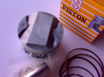 VF125 Pistons 4V 4V 56 5MM