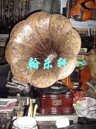 (Physical + online store) antique hand-cranked gramophone record player pure copper hairpin flower imitation baroque distressed old record player