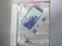 Blue and white porcelain style business card box two-piece pen set overseas gift can be printed and printed with LOGO