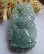 A goods Jade fortune pendant for life