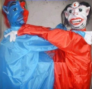 Featured folk drama Props Two Ghost Wrestling Stage Show Props Hilarious Performances of Sprout Dancing Dragon Dance Lion Dance