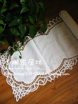 (beautiful 100 with Li) Foreign trade pure cotton 100 with lihand embroidered multifunction cover towels table flag 35 * 125CM white