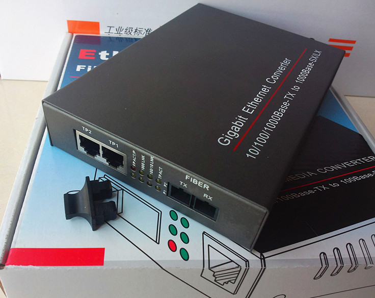 High-end Gigabit 1 optical 2 electrical transceiver Gigabit 2 port optical transceiver Gigabit 1 optical 2 electrical transceiver High and low temperature resistance
