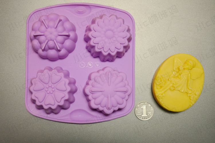 Soap mold-quadruple different styles of flowers with a full version of about 60g more than a total of about 200g