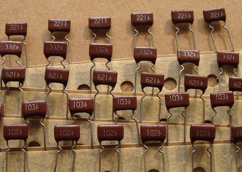 Japan KOA light and sound imported 1 4W 0 25W watt non-inductive series fever resistance (full series)