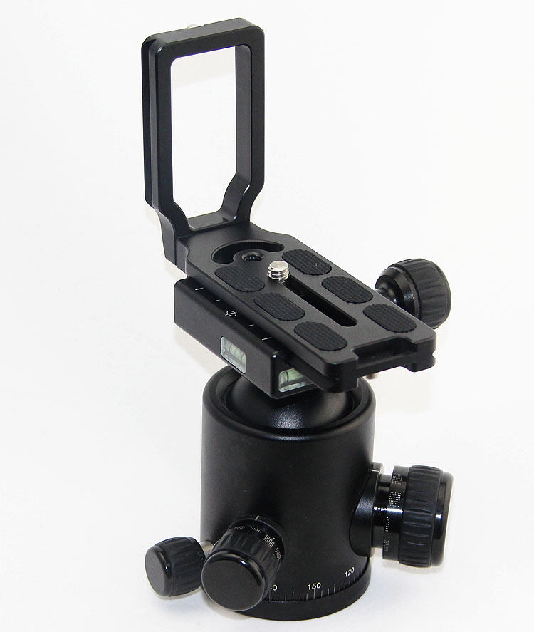 Universal vertical clapboard L-type quick-release plate suitable for Nikon D700 D610 D600 D300S D300