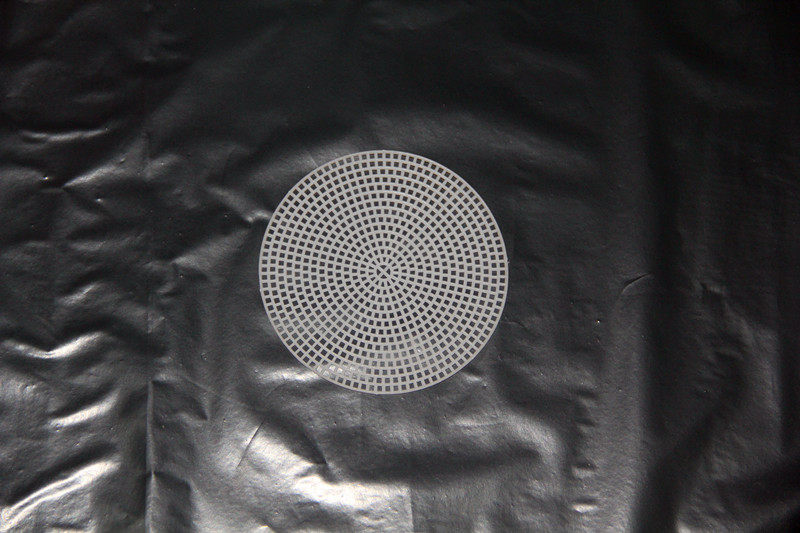 Solid embroidery material wholesale three-dimensional cross stitch special embroidered plate mesh sheet wholesale has been cut 4 mid round