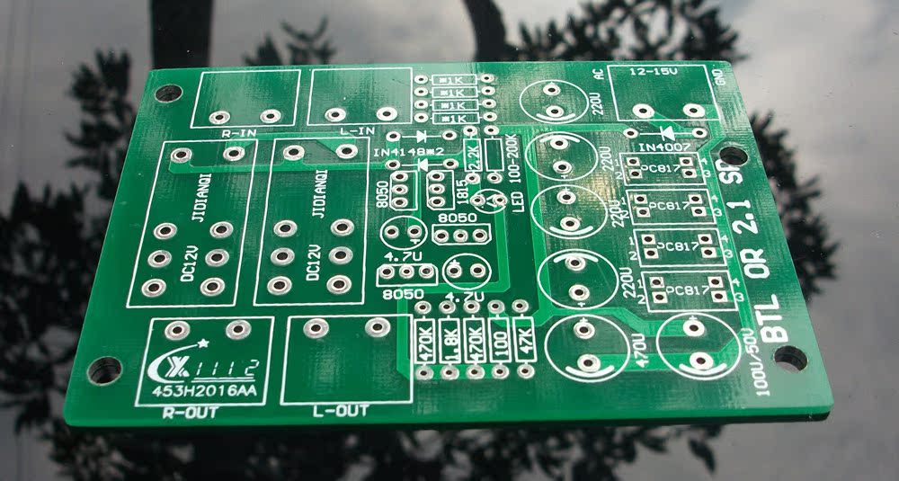 BTL dual track horn protects the PCB empty board