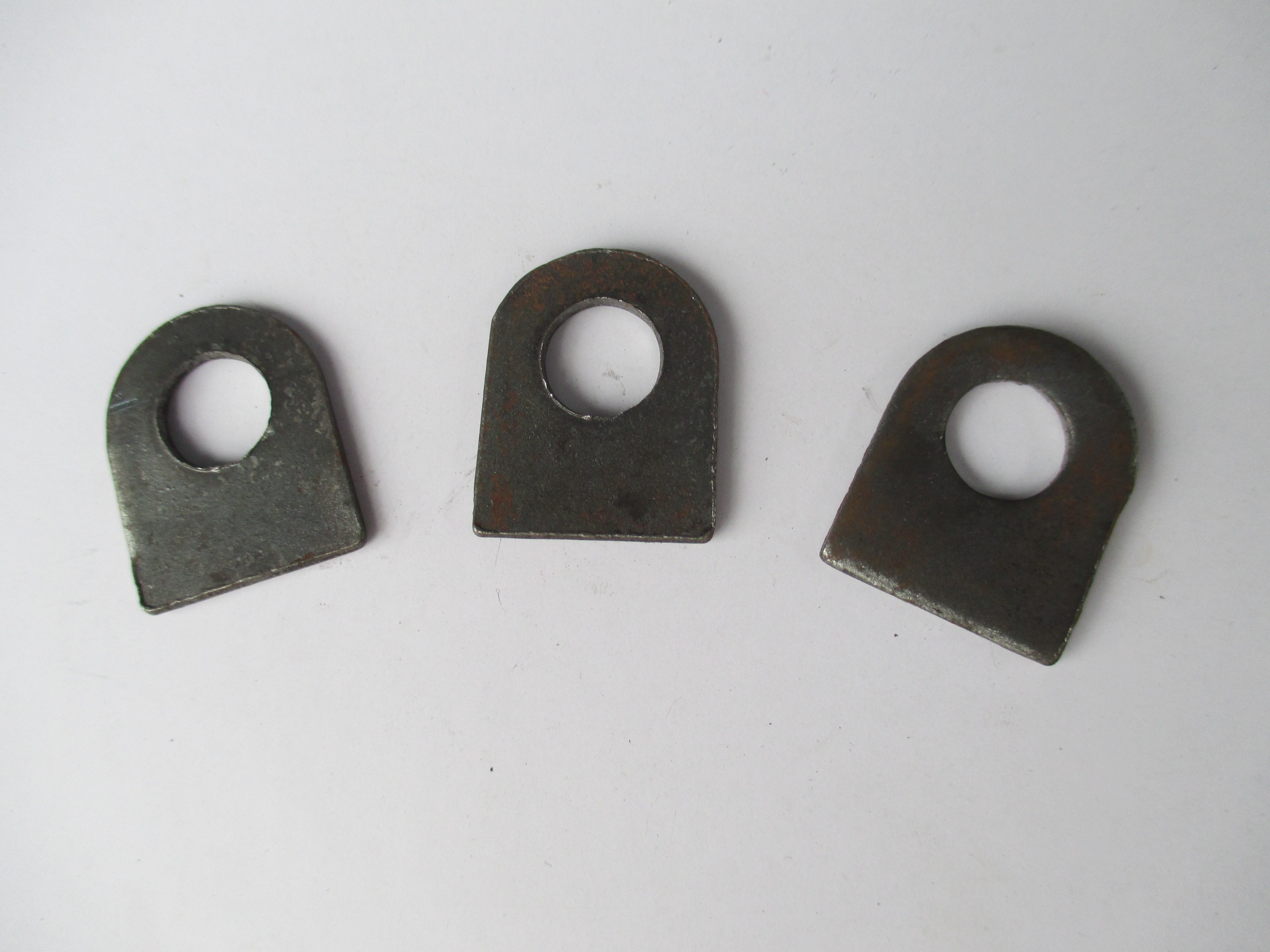 Iron doors and windows can be welded to fix the iron sheet with holes Semi-circular with holes to fix the iron sheet