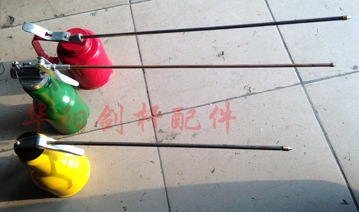 Machine oil pot high-pressure lengthened tip nozzle refuelling pot machine oil gun full metal lubricated oil lubricator beating oil pot