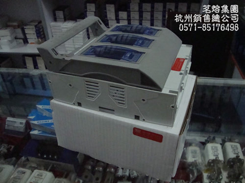 MRO DRINKING MELT FUSE-TYPE ISOLATION SWITCH DR1-400 3P 690V 400A FUSE BASE