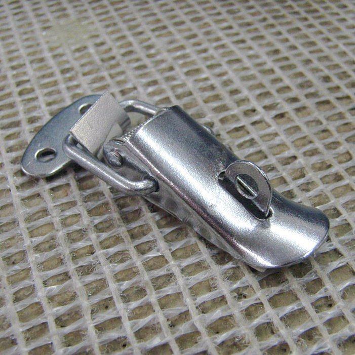 HONGYING suitcase buckle 2 Number of duck buttons Gift box buckle Wooden Buckle Spring Box