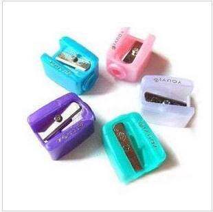 Shanghai friendship pencil sharpeners are firm and sharp carry convenience (20 boxes)