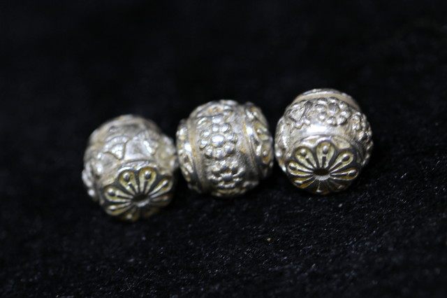 925 silver made of old Tibetan Buddhist pearl accessories Tibetan Eight precious round Pearl septul beads pair holes 1 15cm diameter 1 25cm