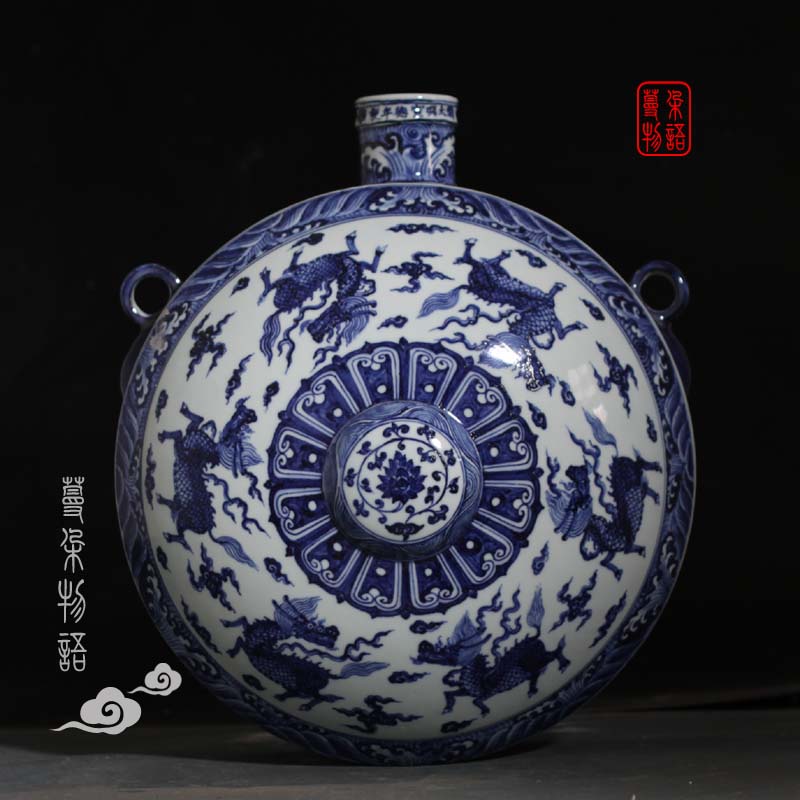 Blue and white porcelain flat bottles of Blue and white hanging benevolent porcelain vase seawater jintong hanging vases, kirin