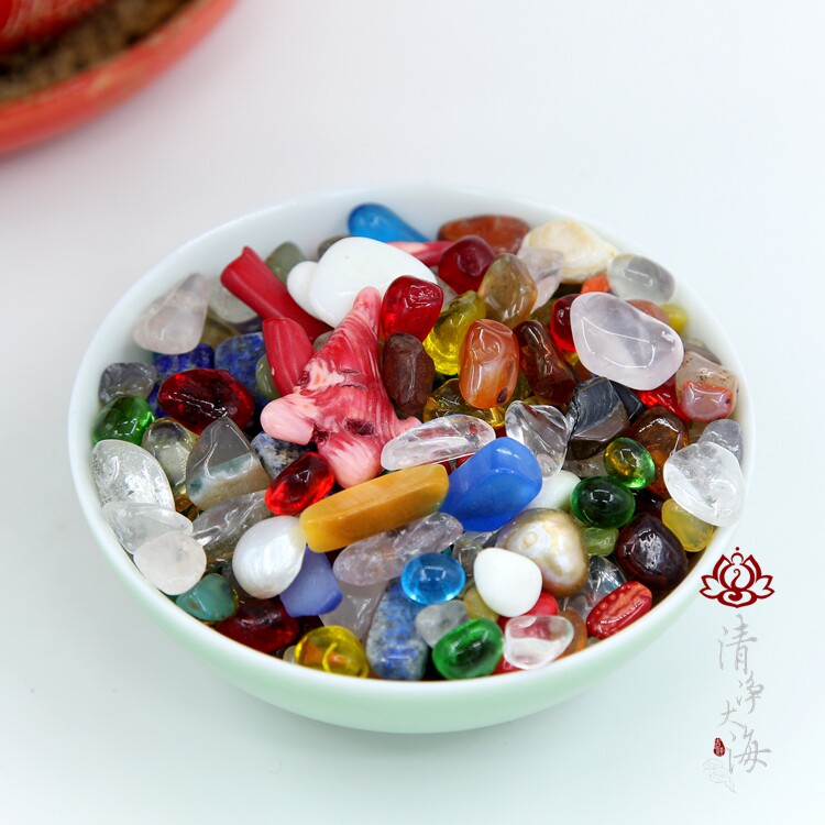 Buddhist Seven Gemstone Crushed Stone Tibetan Buddha Statue for Manza Natural Mixed Gemstone with shape Broken Gemstone 50g