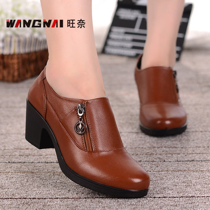 春秋女士中年女鞋中跟舒适休闲真皮鞋女式中老