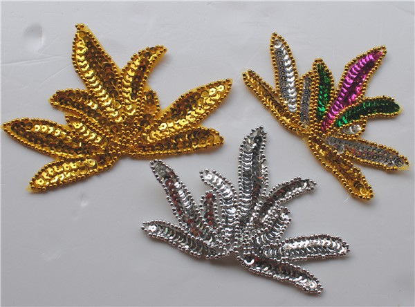 Performance costume accessories, stage costume accessories, dance decoration, handmade sequined flowers, beaded flowers, nine-finger sequined flowers