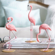 Sáng tạo ins siêu lửa flamingo đồ trang trí nhựa dễ thương phòng ngủ động vật đồ nội thất phòng khách món quà Ngày Valentine