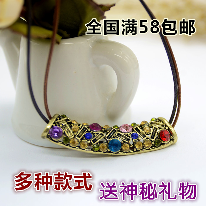 Vintage Ethnic Hollow Necklace Diamond Bohemian Leather Rope Necklace European and American Fashion Clavicle Short Chains